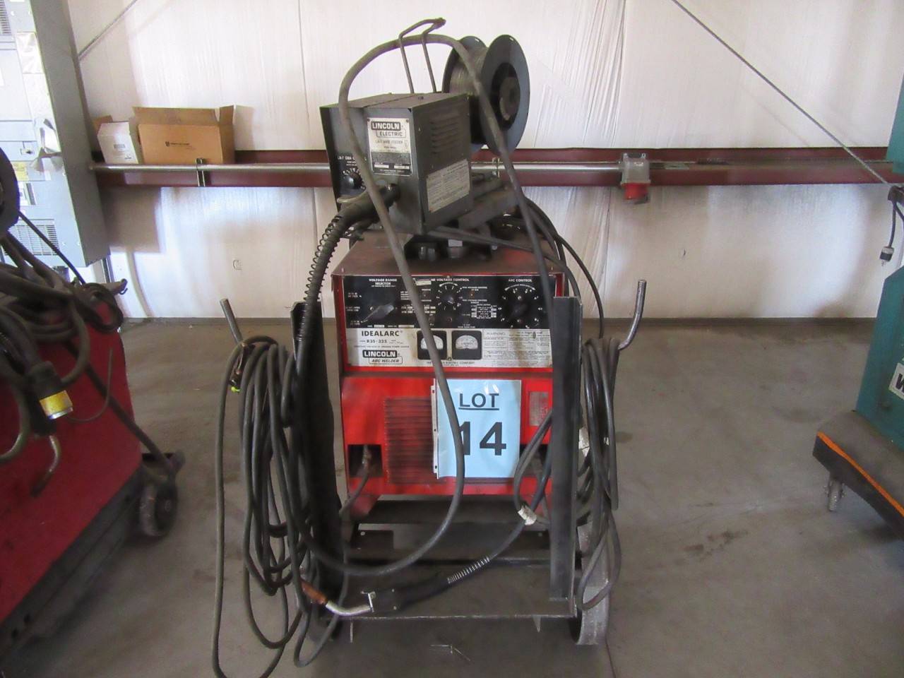 Lincoln R3s 325 Welder With Lincoln Ln 7 Wire Feeder