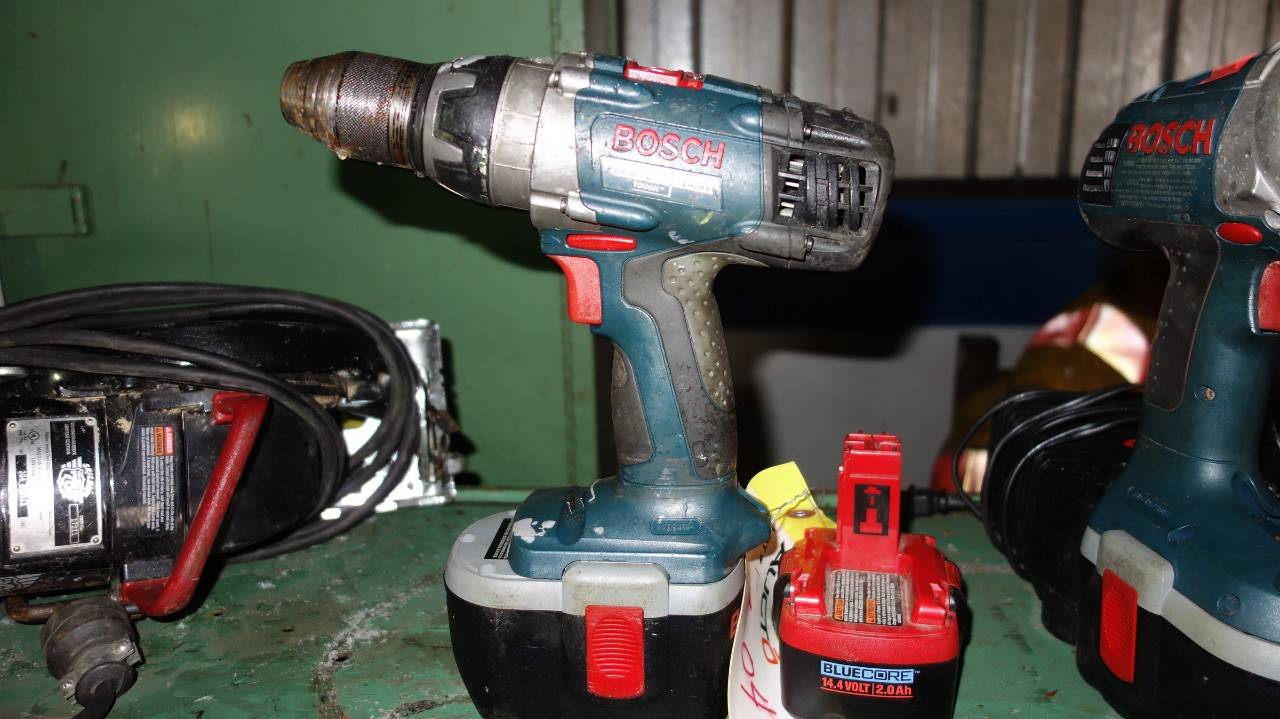 Bosch Brute Tough 14 4v Cordless Drill W Extra Battery